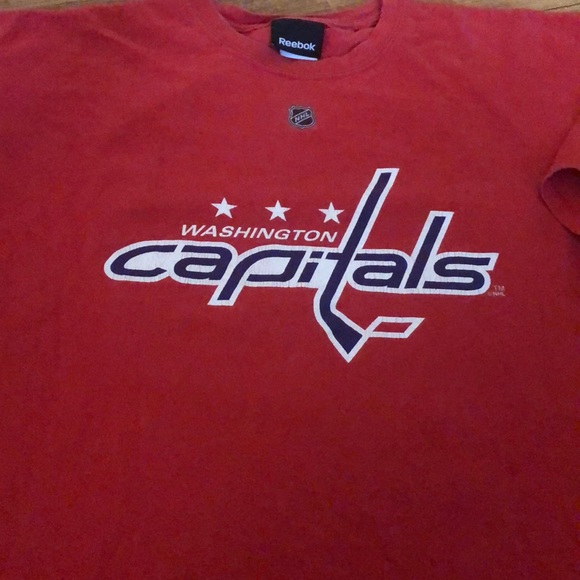 📍SOLD📍🏒 Washington Capitals 🏒 Shirt - Picture 2 of 4